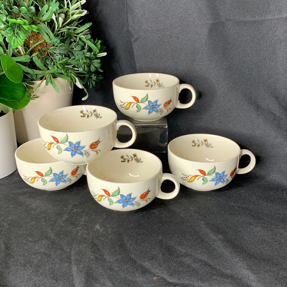 Set of 5 vintage Crooksville Dairy Maid tea cups